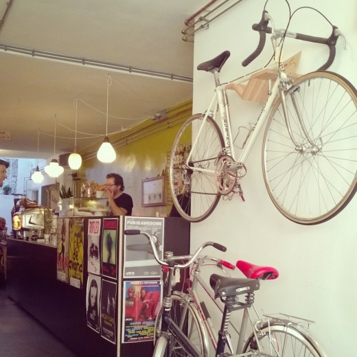 Black Bird Coffee - Coffee and Vintage Bicycles